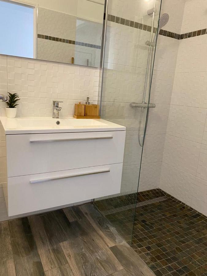 Eleven Studio Moderne Et Chic Au Diamant Martinique Leilighet Le Diamant Eksteriør bilde