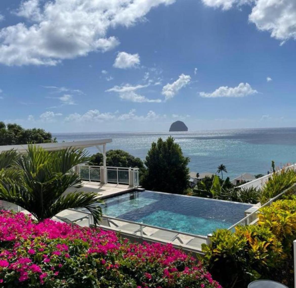 Eleven Studio Moderne Et Chic Au Diamant Martinique Leilighet Le Diamant Eksteriør bilde